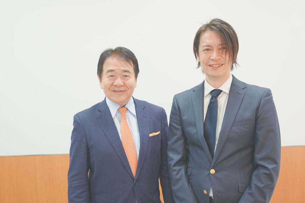 竹中平蔵と市位謙太